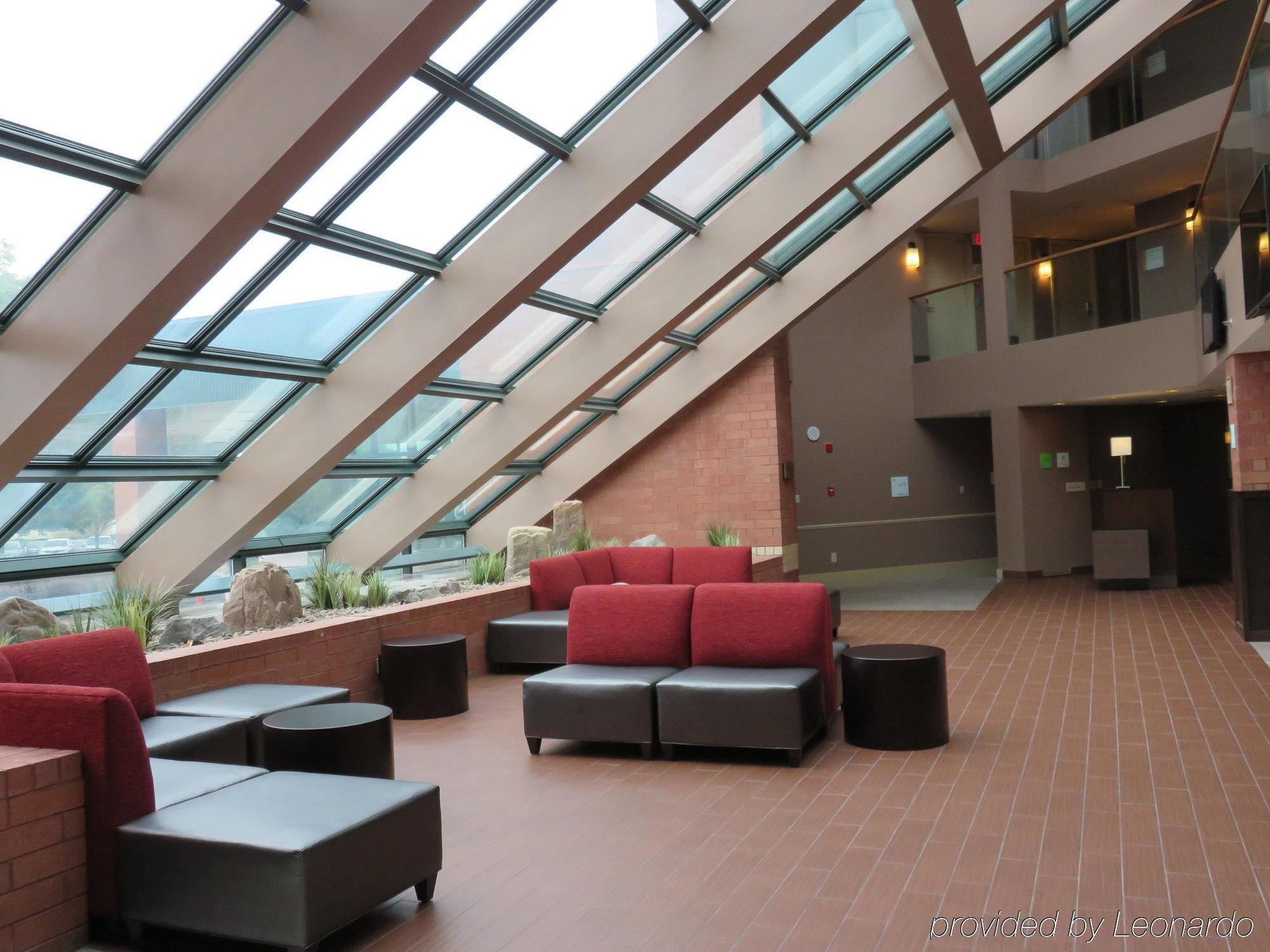 Holiday Inn - Manitowoc Exteriör bild